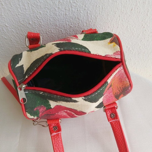 Cylinder bag crossbody like new, multicolor with flower prints