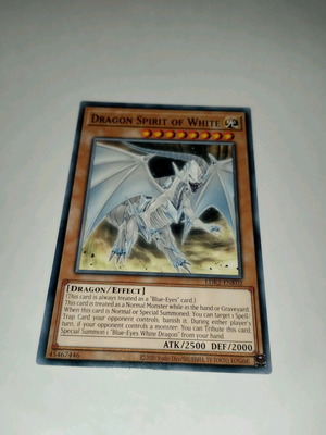 Blue Eyes White Dragon Yu-Gi-Oh! card -  44,99 - Vendora.cy