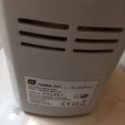 Towe fan tower used, with speed settings and oscillation