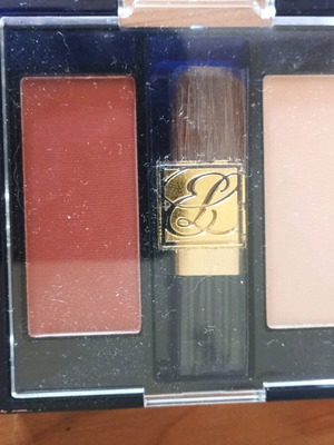 Estée Lauder makeup set new, compact size
