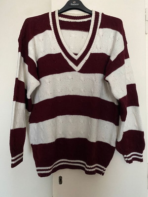 Wool men's sweater like new, sizes XL and XXL