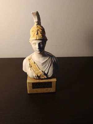 Thea Athena like new, flawless