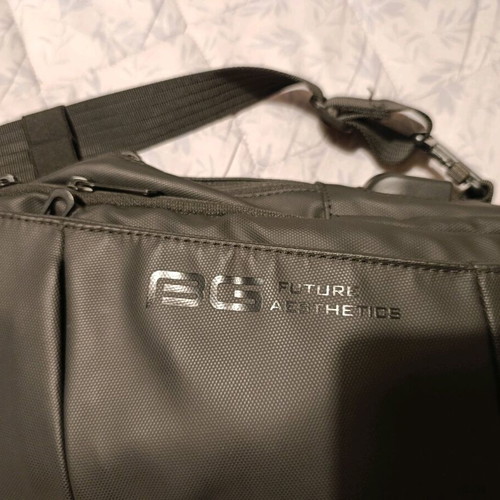 Bange Shoulder Bag new, waterproof with multiple compartments, black