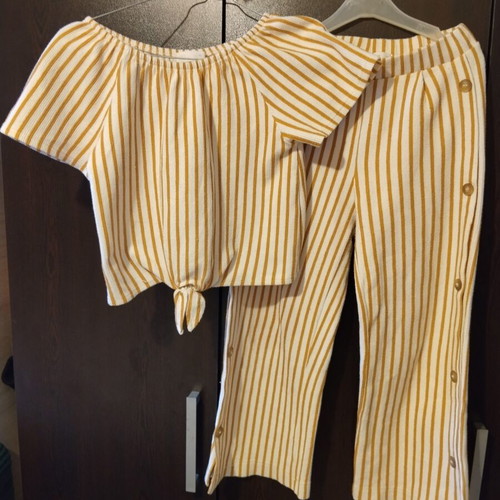 Zara kids set 10 years, striped mustard and ecru blouse and pants