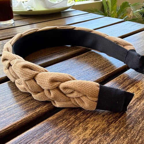 Headband with fabric braid like new