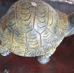 Large turtle candle like new