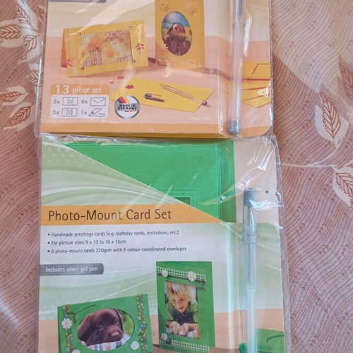 Card making set new, 13 pieces with photo mounts and silver gel pen