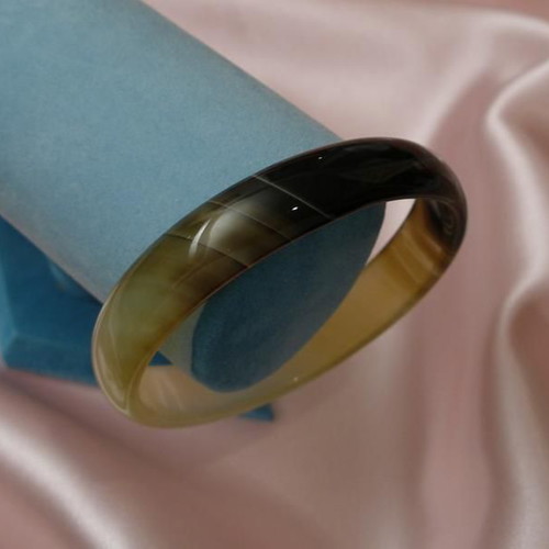 Smoky quartz bracelet new, 7 cm diameter