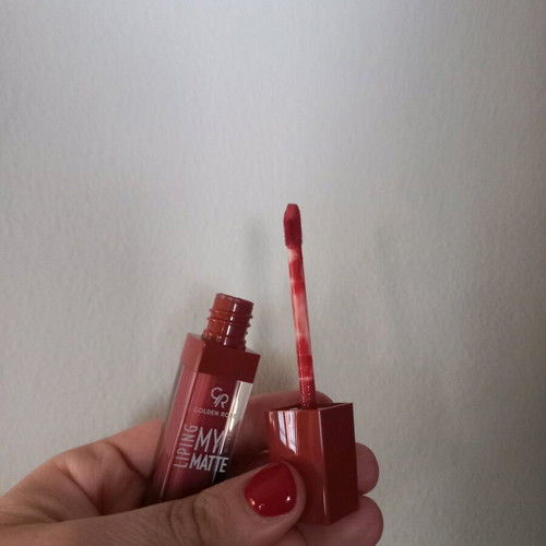 Golden Rose 04 liquid lipstick mat like new