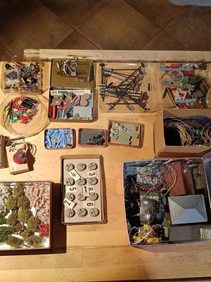 Marklin & Faller train model accessories and buildings for collectors