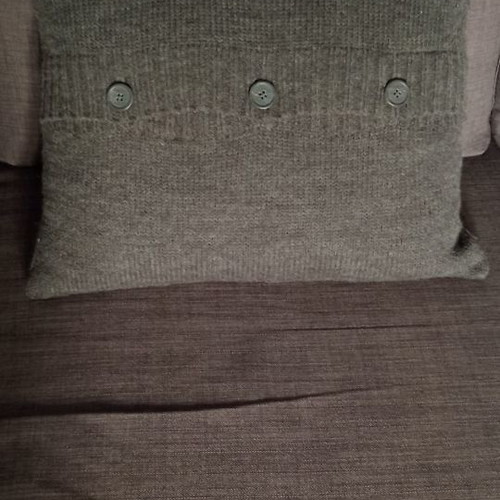 Wool decorative pillow cover Butlers 50x50 used with buttons