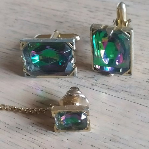 Vintage cufflinks with colored stone and tie pin used