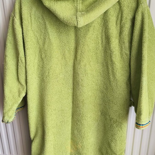 Unisex children's bathrobe size 10-12 used, with pockets
