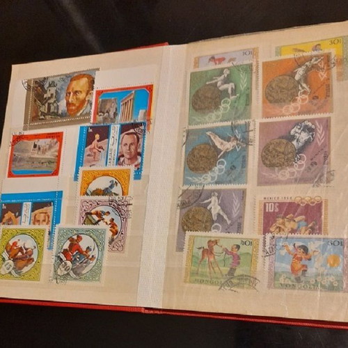 Small album used with thematic sealed and unsealed stamp series