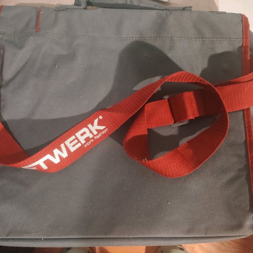 Kraftwerk Work Fashion messenger bag like new, gray with red details
