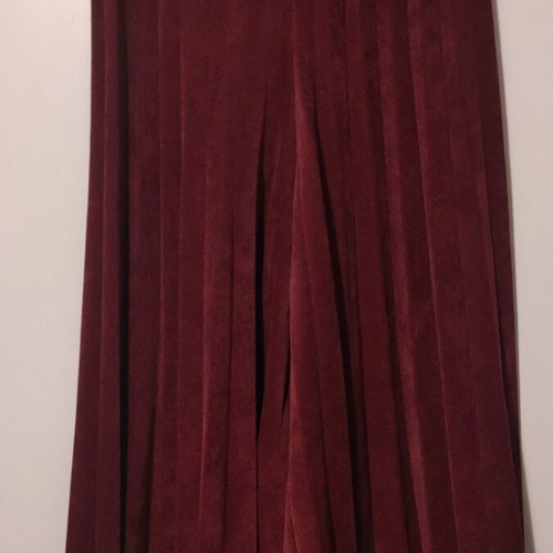 Plisse Bordeaux Pants used, corduroy fabric Urban