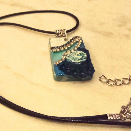 Handmade necklace new with blue and white details