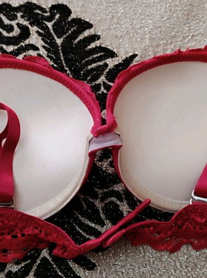 Med bra 34B used red