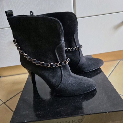 Pinko Women's High Ankle Boot like new, suede, black, size 37