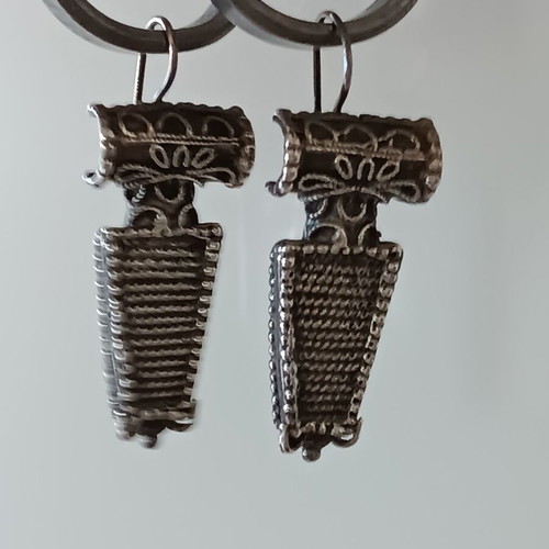 Silver earrings 950 like new, about 4cm, with box