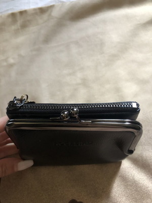 Rosebird women's black leather kiss-lock wallet, retro style