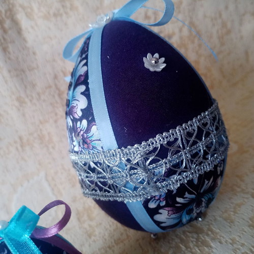 Set of 3 handmade decorative violet satin eggs like new