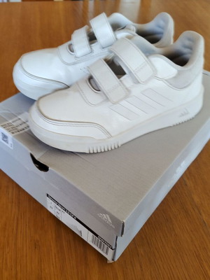 Adidas sneakers size 32 like new, white for boys or girls