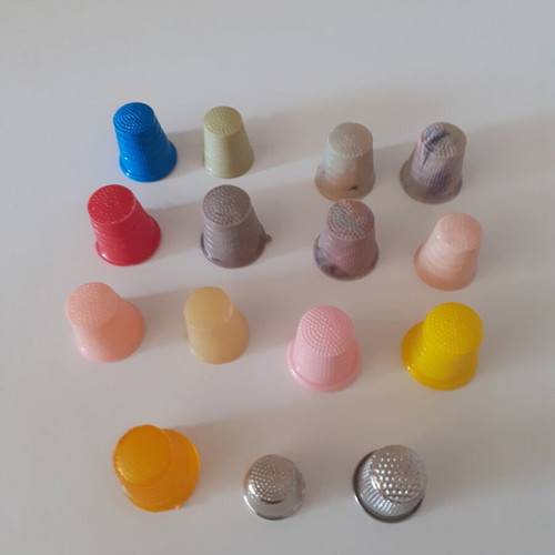 Plastic and metal thimbles new