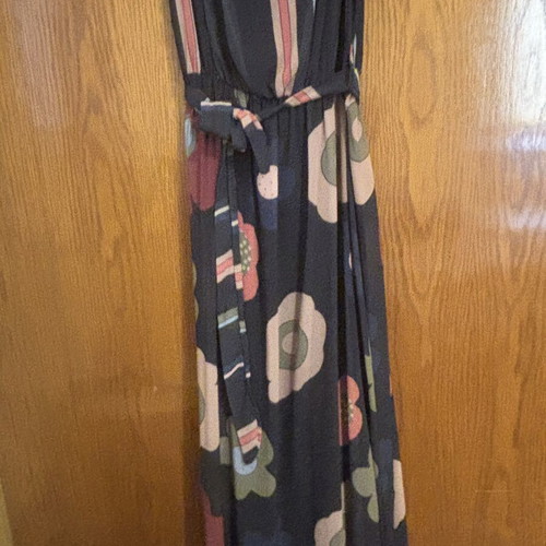 Dress Medium-Large like new, multicolored
