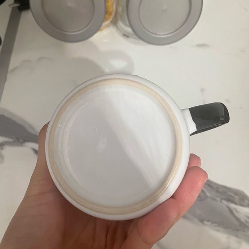 Mug used with a small chip