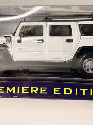 Maisto metal model Hummer H2 scale 1:18 new