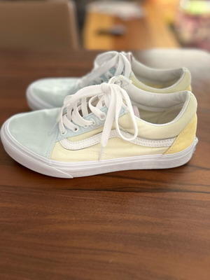 Vans Oldskool παπούτσια γυναικεία σαν καινούργιο, παστέλ χρώματα, μέγεθος 38