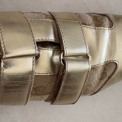Gucci sneakers like new, gold, adjustable straps, size 40