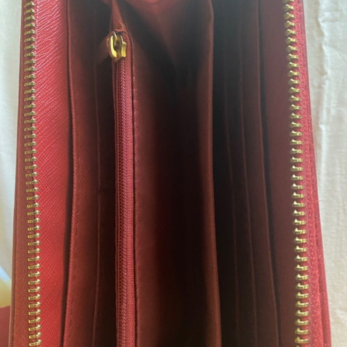 Eslee red wallet