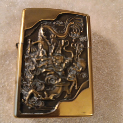 Bronze lighter like new