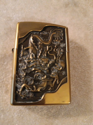 Bronze lighter like new