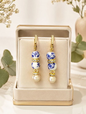 Royal Porcelain Earrings with Pearls and Gold
