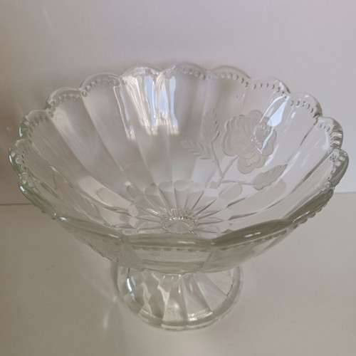 Serving bowl new, 21 cm diameter 16.5 cm height