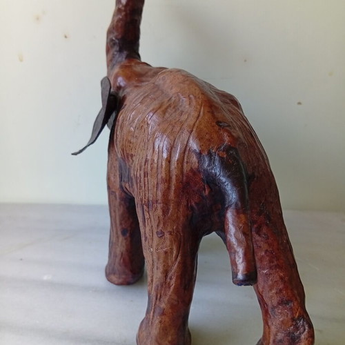 Leather elephant figurine 18 cm