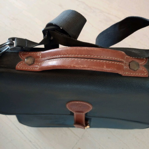 Delsey briefcase used, black