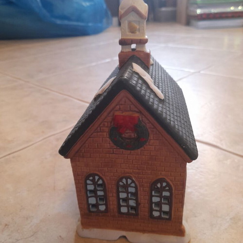 Small temple house decorative item