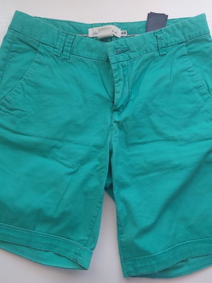 H&M women's bermuda shorts like new, colors ecru and mint green, size XS