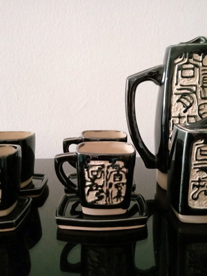 Serving set from Asia like new