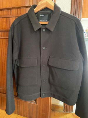 Bershka μάλλινο crop jacket μεταχειρισμένο, μέγεθος large, μαύρο