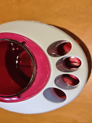 Plastic bathroom organizer for toothbrushes and toothpaste