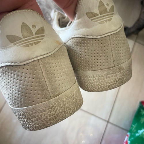 Gazelle Adidas athletic shoes used, size 38, beige