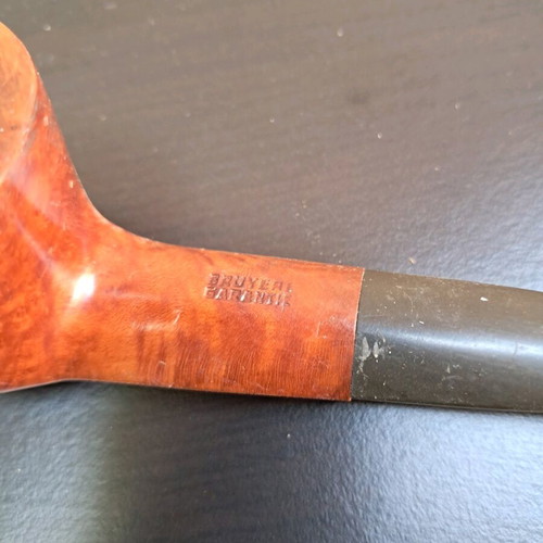 Collectible smoking pipes like new