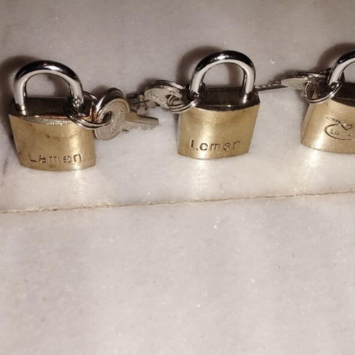 Lemen branded padlock set with 2 keys each like new