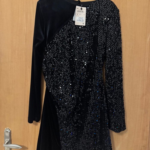 Velvet dress with sequins new, size L