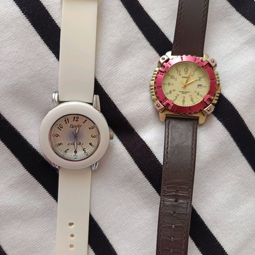Women's watches like new, modern navy design, set of 2